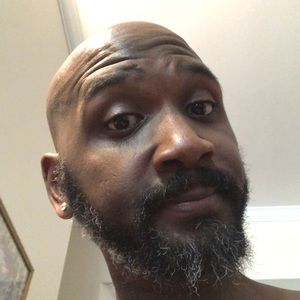 Meet your Posher, Dennis